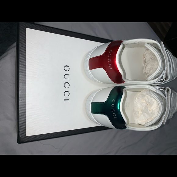 Gucci Ace Interlocking GG Leather 3 Strap Sneakers - Picture 5 of 8